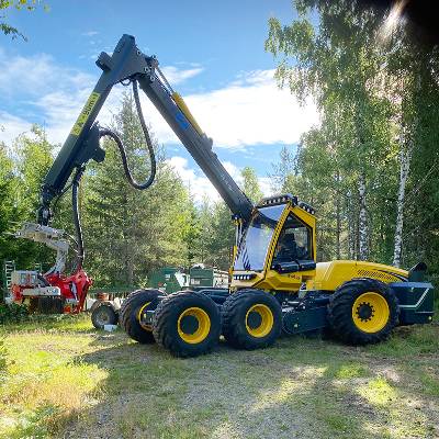 ELA Skogsservice - som erbjuder allt inom avverkningstjänster.